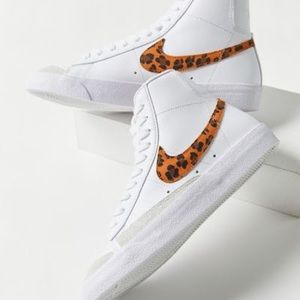 🐯Mid ‘77 Animal Print Blazers 🐯